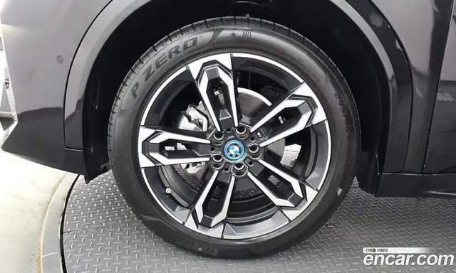 BMW iX2 2025 0.2 автомат (гидро), миниатюра 5