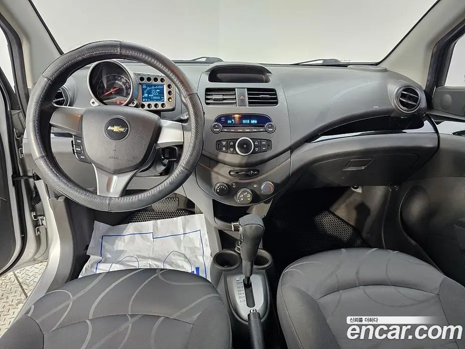 Chevrolet Spark 2012 1.0 автомат (гидро), фото 6