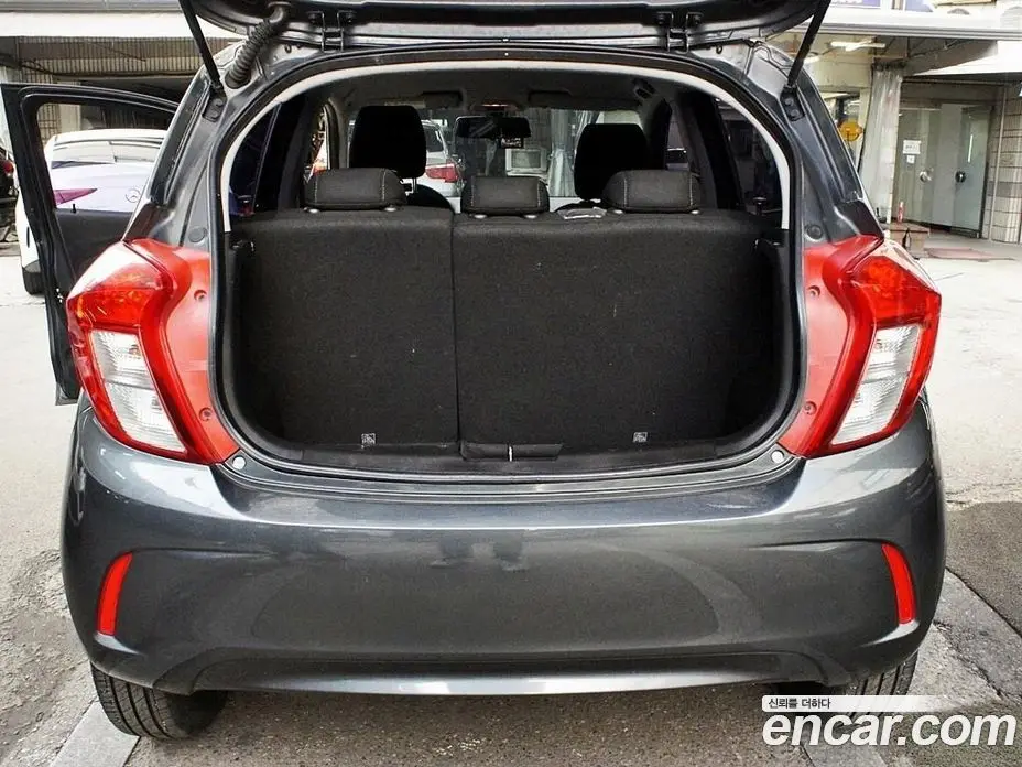 Chevrolet Spark 2019 1.0 автомат (гидро), фото 16