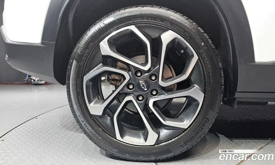Chevrolet Trax 2023 1.2 автомат (гидро), фото 5
