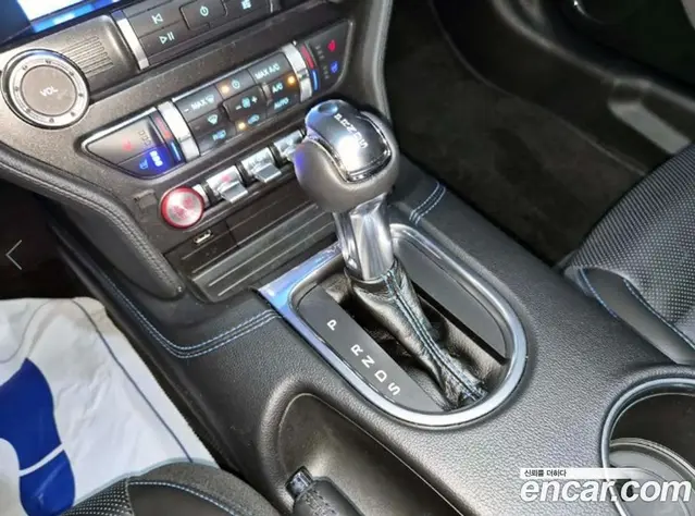 Ford Mustang 2022 5.0 автомат (гидро), миниатюра 11