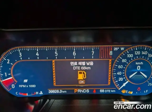 Ford Mustang 2022 5.0 автомат (гидро), миниатюра 9