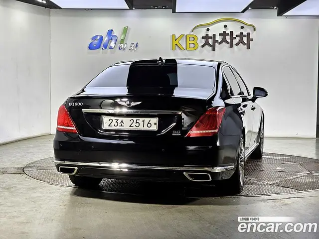 Genesis EQ900 2016 3.8 автомат (гидро), миниатюра 3