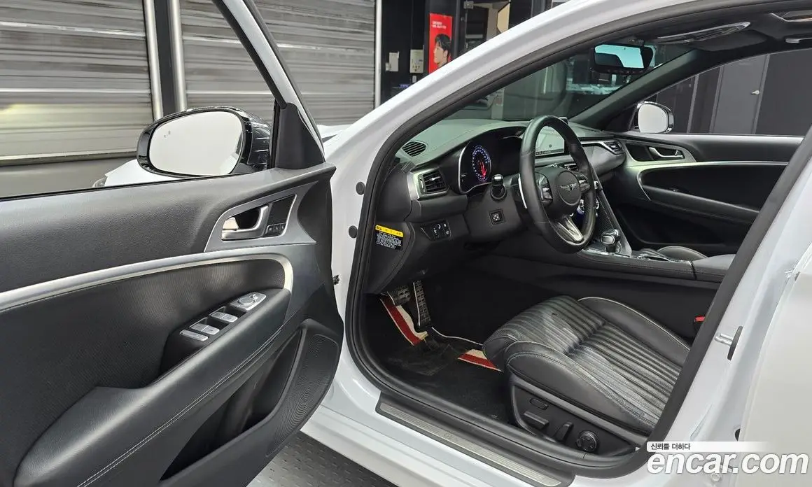 Genesis G70 2019 2.0 автомат (гидро), фото 10