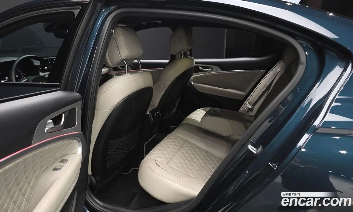 Genesis G70 2021 2.2 автомат (гидро), фото 11 Genesis G70 2021 2.2 автомат (гидро), фото 11