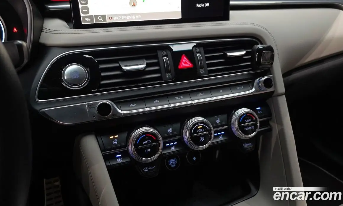 Genesis G70 2021 2.2 автомат (гидро), фото 17 Genesis G70 2021 2.2 автомат (гидро), фото 17