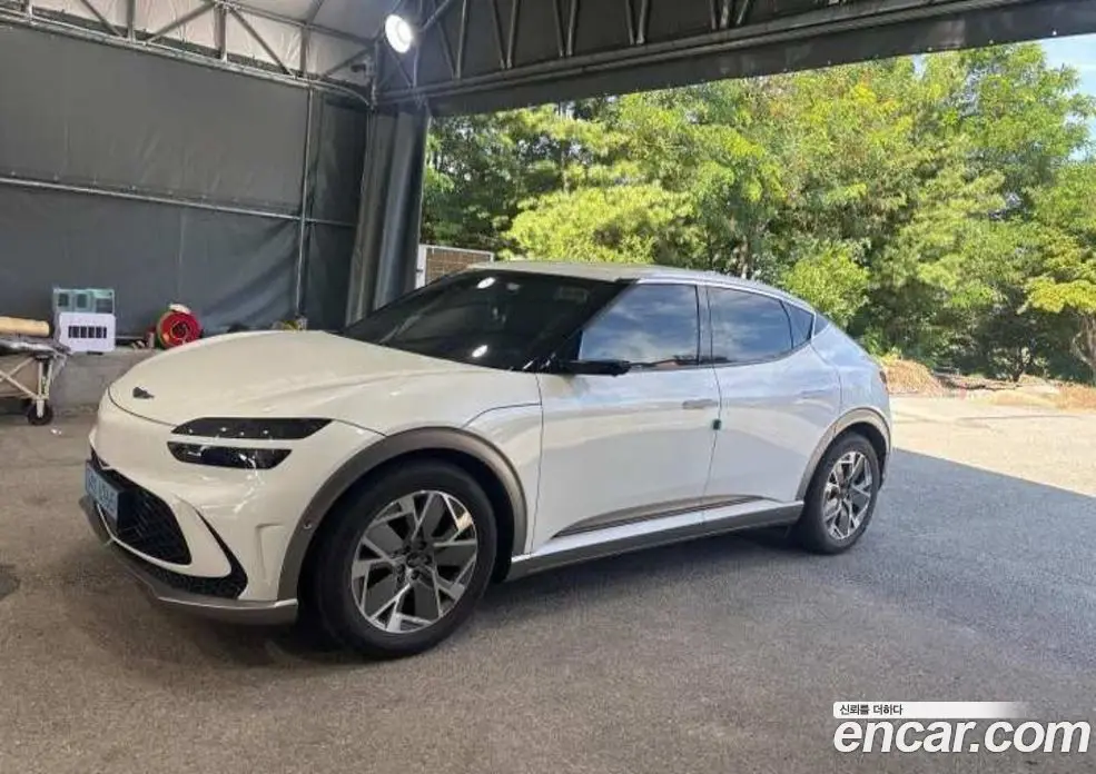 Genesis GV60 2022 0.1 автомат (гидро), фото 5 Genesis GV60 2022 0.1 автомат (гидро), фото 5