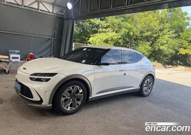 Genesis GV60 2022 0.1 автомат (гидро), миниатюра 5 Genesis GV60 2022 0.1 автомат (гидро), миниатюра 5
