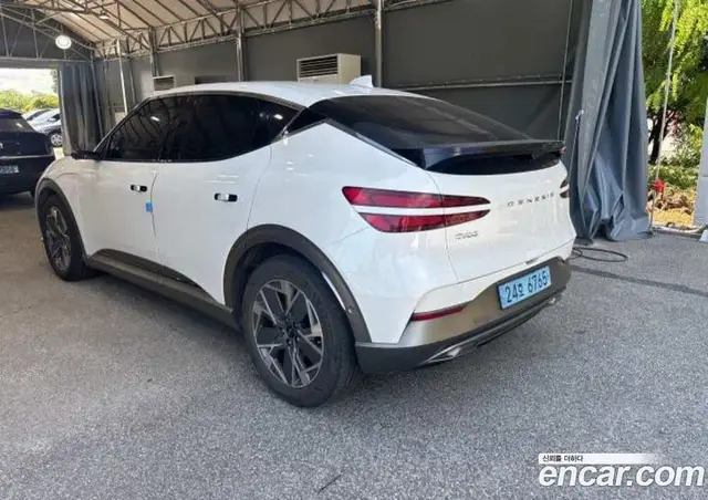 Genesis GV60 2022 0.1 автомат (гидро), миниатюра 9 Genesis GV60 2022 0.1 автомат (гидро), миниатюра 9