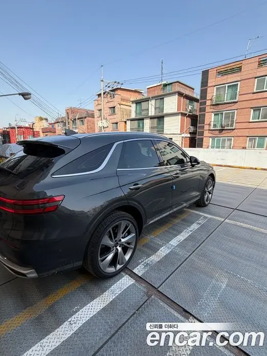 Genesis GV70 2025 2.5 автомат (гидро), миниатюра 2