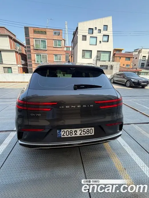 Genesis GV70 2025 2.5 автомат (гидро), миниатюра 4