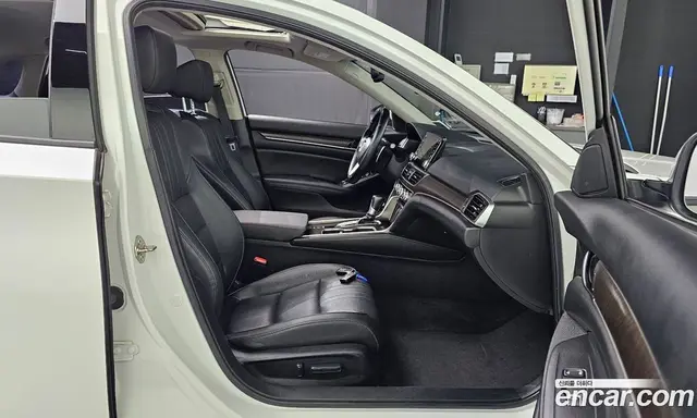 Honda Accord 2019 1.5 автомат (гидро), миниатюра 12