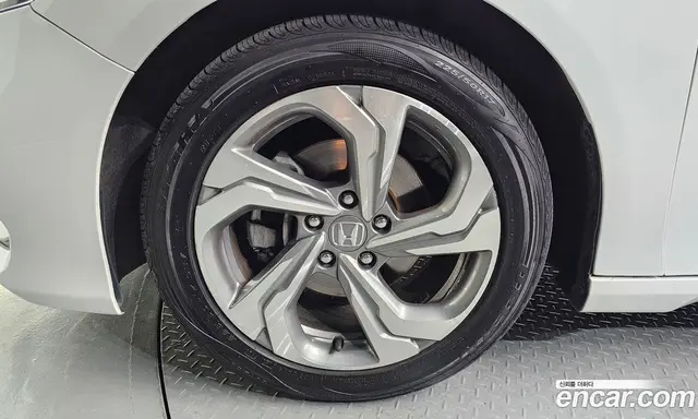Honda Accord 2019 1.5 автомат (гидро), миниатюра 5 Honda Accord 2019 1.5 автомат (гидро), миниатюра 5