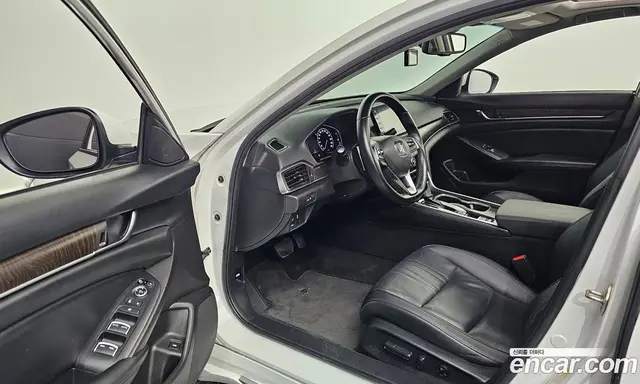 Honda Accord 2019 1.5 автомат (гидро), миниатюра 10 Honda Accord 2019 1.5 автомат (гидро), миниатюра 10
