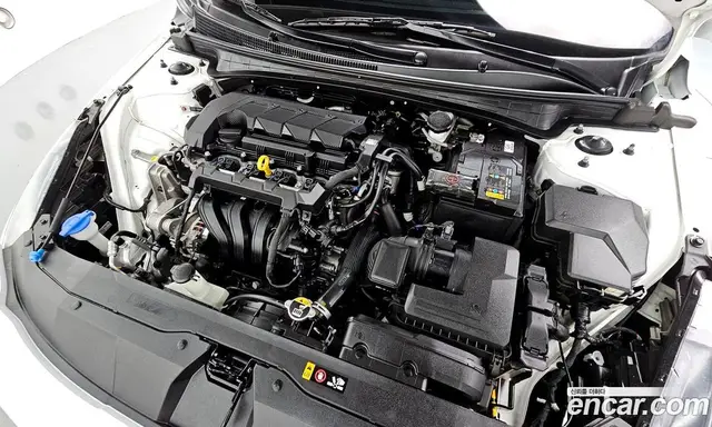 Hyundai Avante 2023 1.6 автомат (гидро), миниатюра 6