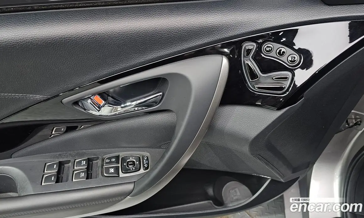 Hyundai Grandeur 2013 3.0 автомат (гидро), фото 17 Hyundai Grandeur 2013 3.0 автомат (гидро), фото 17