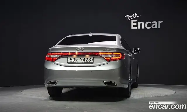 Hyundai Grandeur 2013 3.0 автомат (гидро), миниатюра 4 Hyundai Grandeur 2013 3.0 автомат (гидро), миниатюра 4