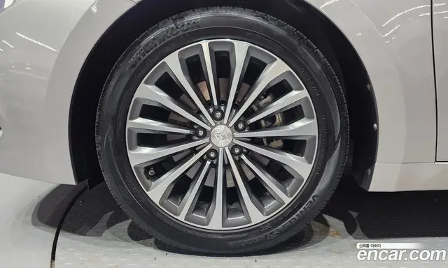 Hyundai Grandeur 2013 3.0 автомат (гидро), миниатюра 5 Hyundai Grandeur 2013 3.0 автомат (гидро), миниатюра 5