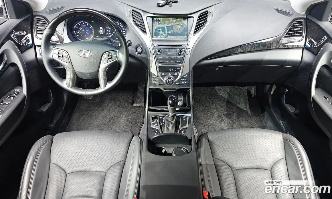 Hyundai Grandeur 2013 3.0 автомат (гидро), фото 7 Hyundai Grandeur 2013 3.0 автомат (гидро), фото 7