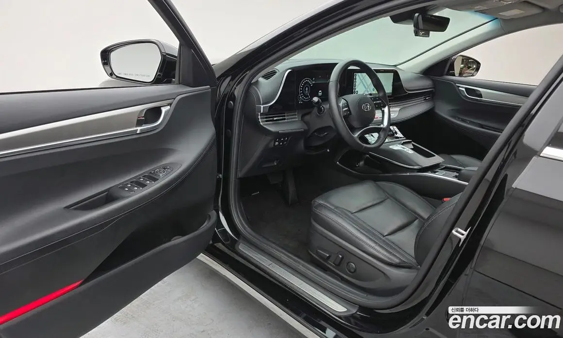 Hyundai Grandeur 2022 2.5 автомат (гидро), фото 10 Hyundai Grandeur 2022 2.5 автомат (гидро), фото 10