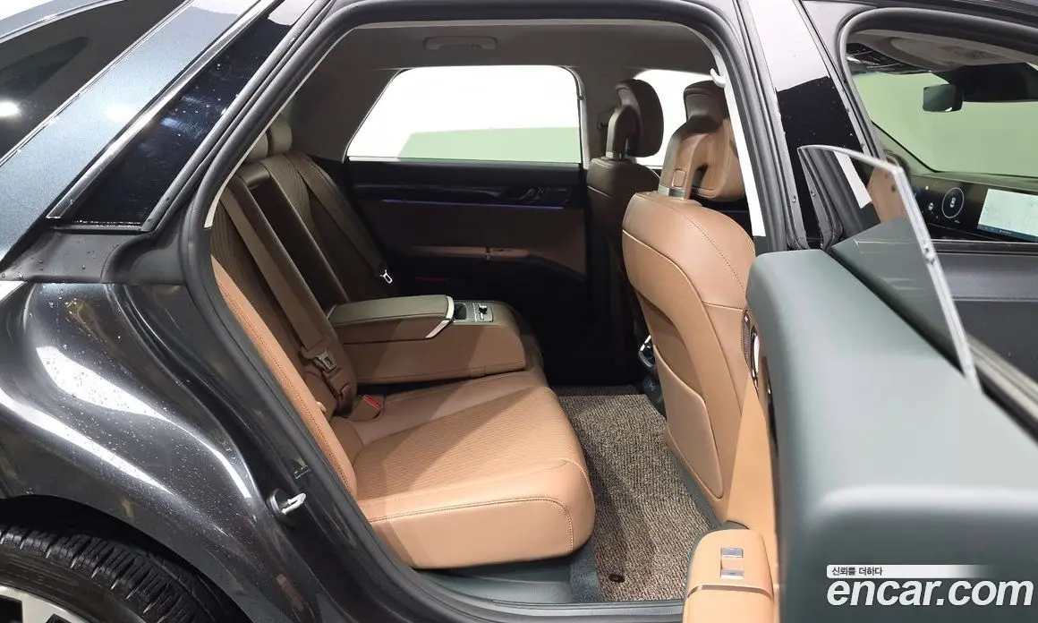 Hyundai Grandeur 2023 3.5 автомат (гидро), фото 12