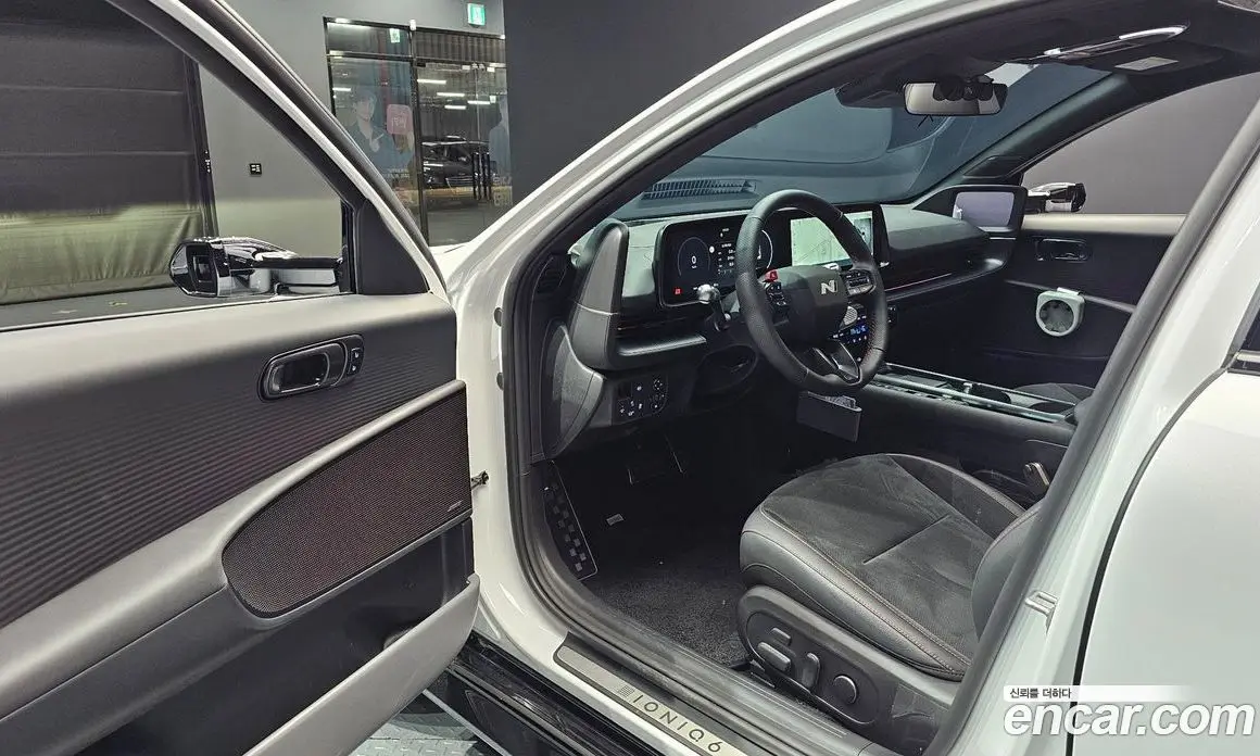 Hyundai Ioniq 6 2026 0.1 автомат (гидро), фото 10