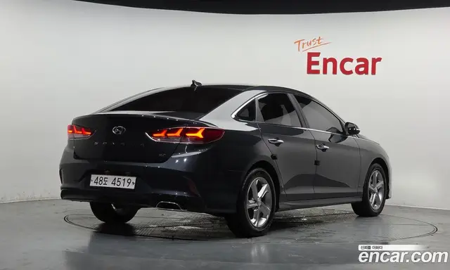 Hyundai Sonata 2018 2.0 автомат (гидро), миниатюра 2