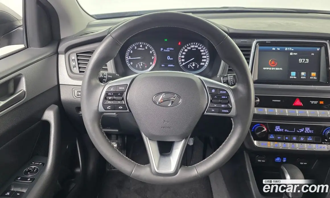 Hyundai Sonata 2018 2.0 автомат (гидро), фото 13