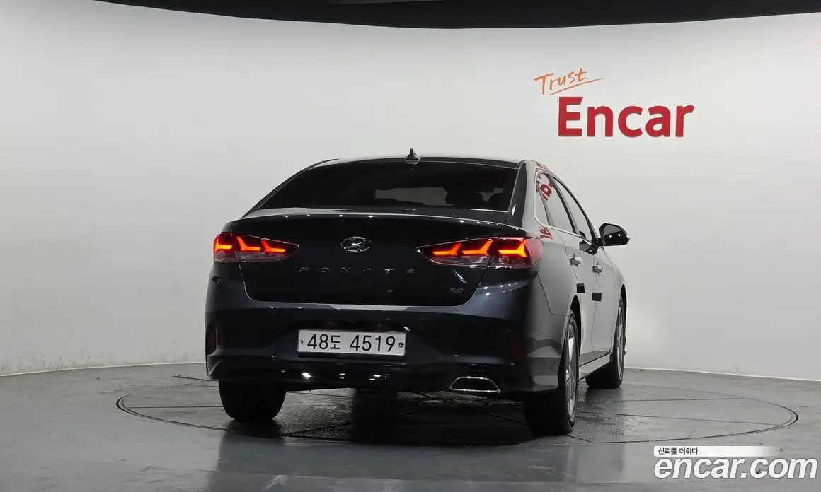 Hyundai Sonata 2018 2.0 автомат (гидро), фото 4