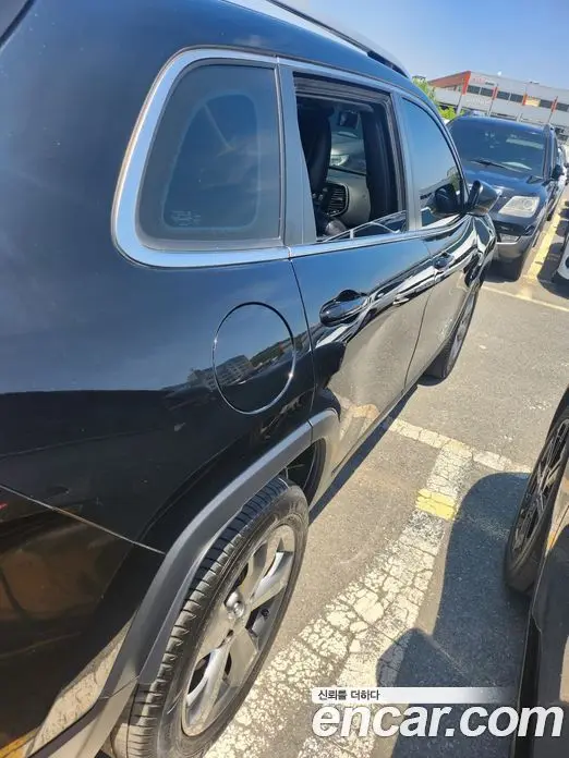 Jeep Cherokee 2021 2.4 автомат (гидро), миниатюра 8 Jeep Cherokee 2021 2.4 автомат (гидро), миниатюра 8