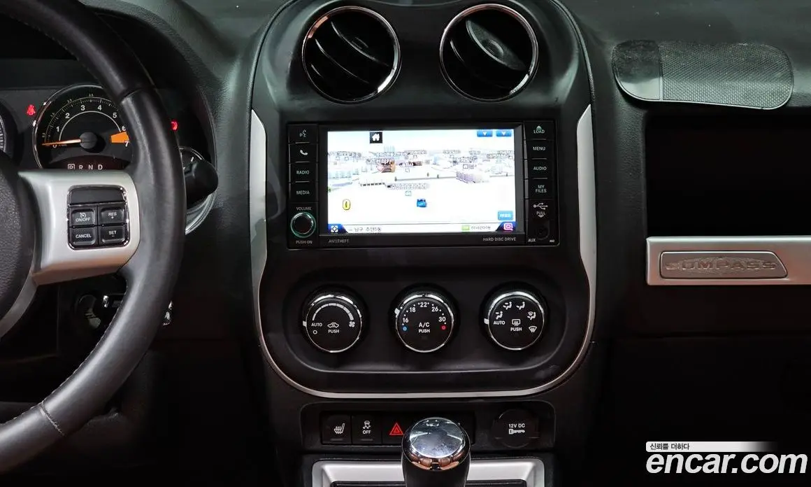 Jeep Compass 2015 2.4 автомат (гидро), фото 14