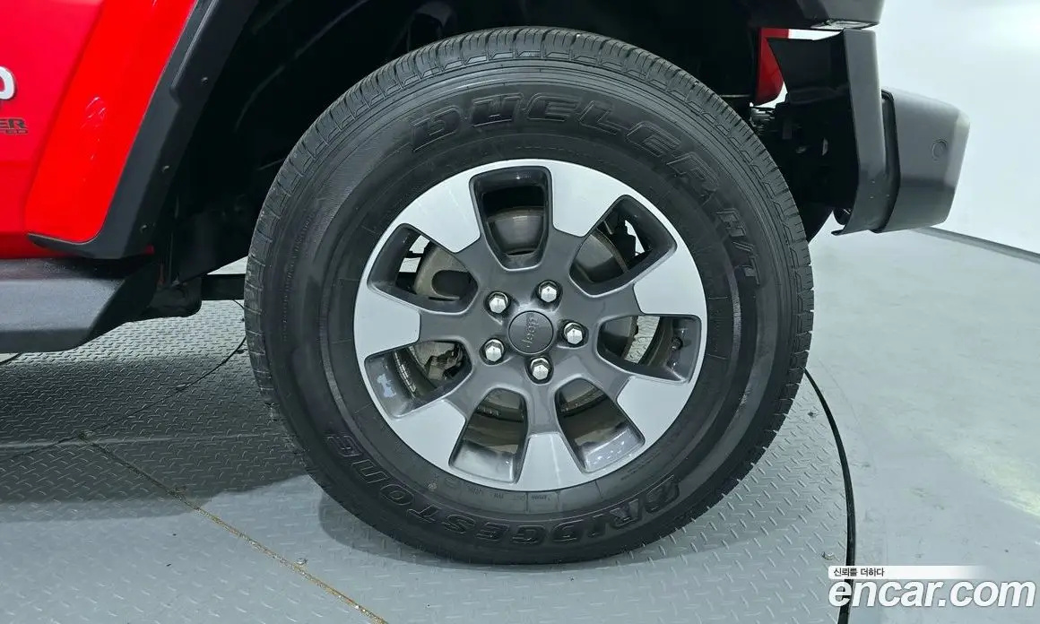 Jeep Wrangler 2021 2.0 автомат (гидро), фото 5