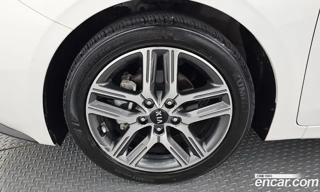 Kia K3 2020 1.6 автомат (гидро), миниатюра 5