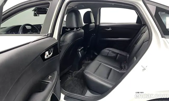 Kia K3 2022 1.6 автомат (гидро), миниатюра 11