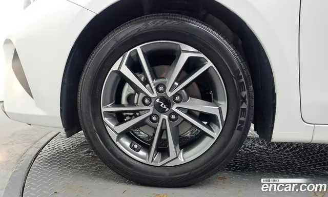 Kia K3 2022 1.6 автомат (гидро), миниатюра 5