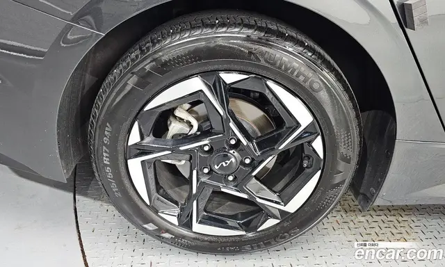 Kia K5 (Optima) 2025 2.0 автомат (гидро), миниатюра 5 Kia K5 (Optima) 2025 2.0 автомат (гидро), миниатюра 5
