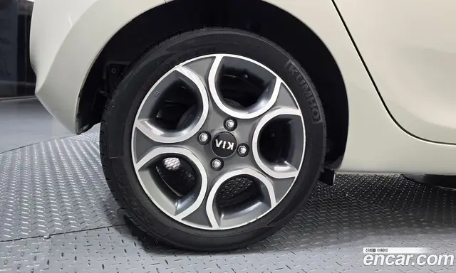 Kia Morning 2014 1.0 автомат (гидро), миниатюра 5 Kia Morning 2014 1.0 автомат (гидро), миниатюра 5