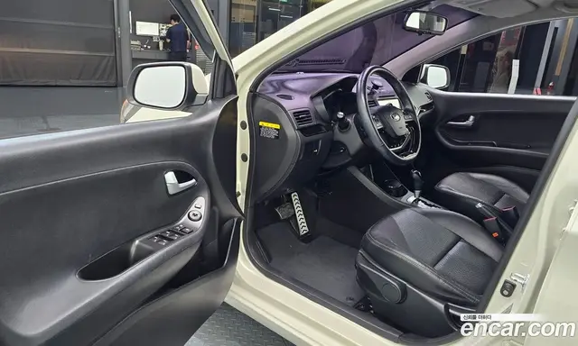 Kia Morning 2014 1.0 автомат (гидро), миниатюра 10 Kia Morning 2014 1.0 автомат (гидро), миниатюра 10