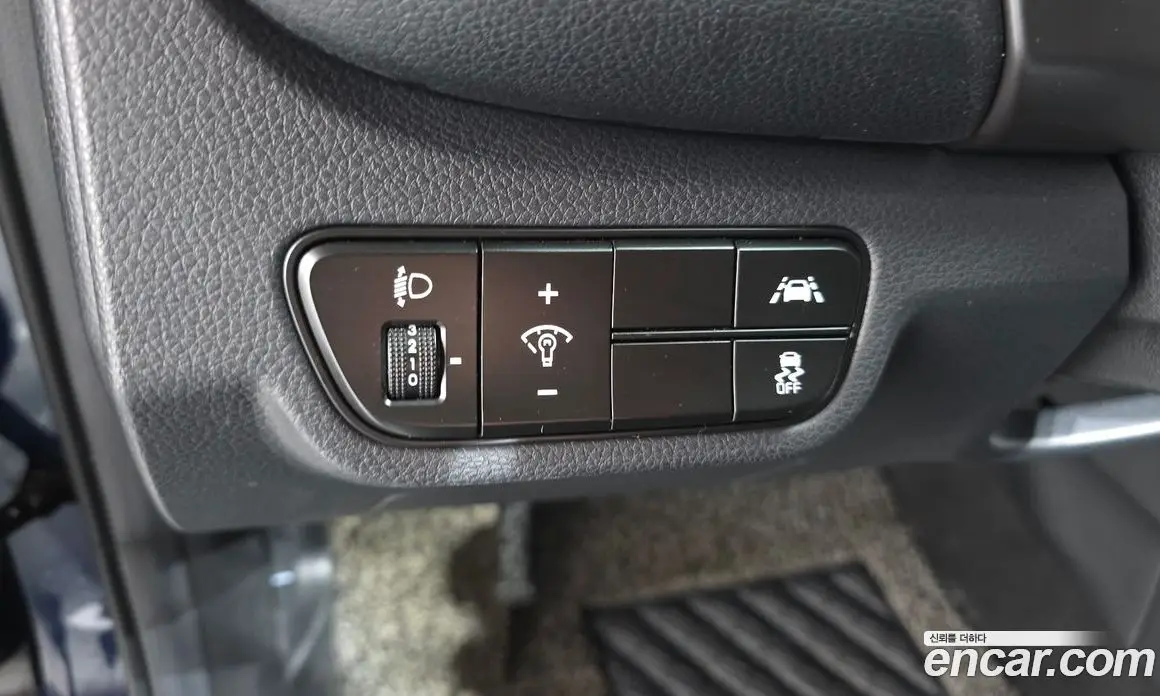Kia Seltos 2019 1.6 автомат (гидро), фото 12