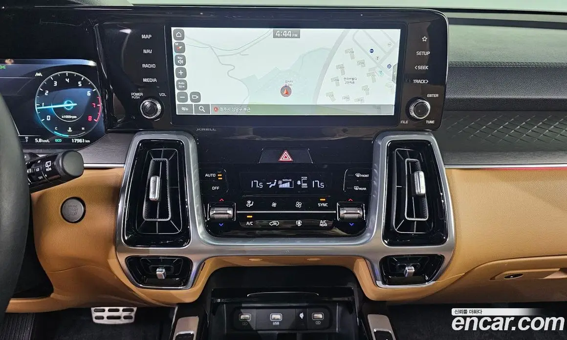 Kia Sorento 2022 2.5 автомат (гидро), фото 13