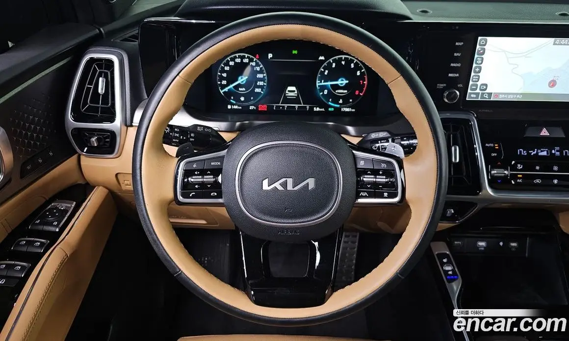 Kia Sorento 2022 2.5 автомат (гидро), фото 14