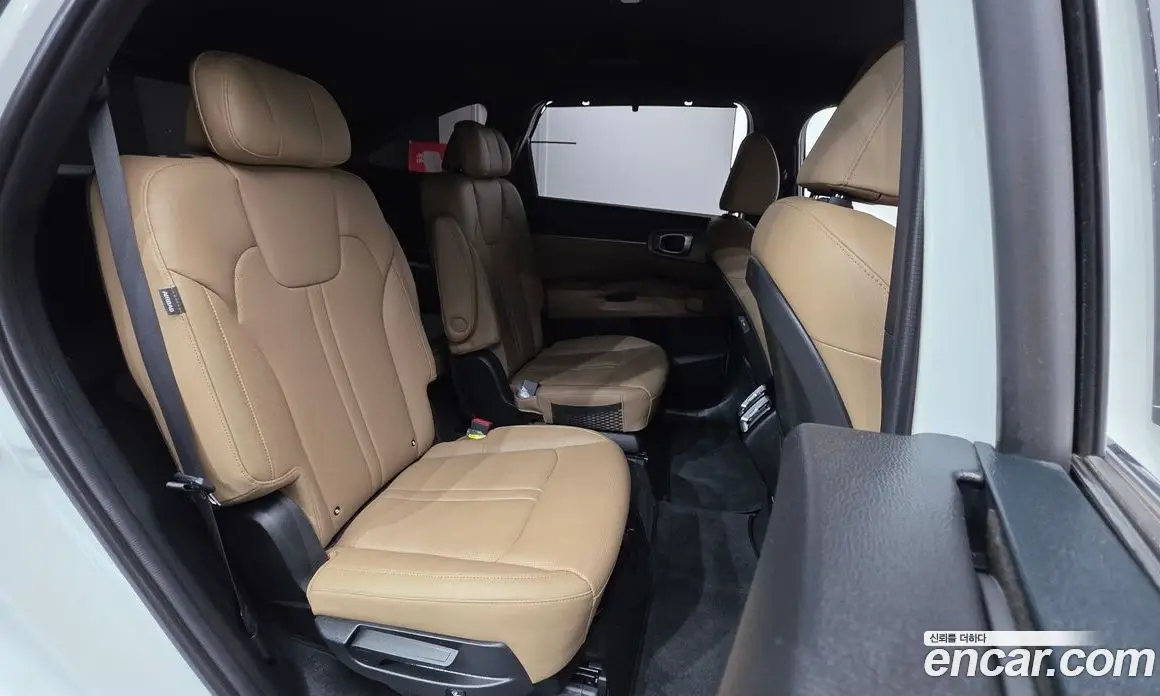 Kia Sorento 2024 2.5 автомат (гидро), фото 18 Kia Sorento 2024 2.5 автомат (гидро), фото 18