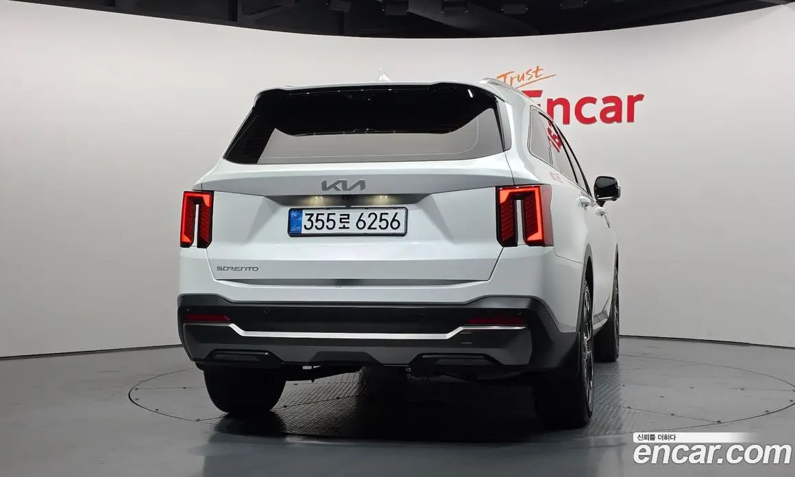 Kia Sorento 2024 2.5 автомат (гидро), фото 4 Kia Sorento 2024 2.5 автомат (гидро), фото 4