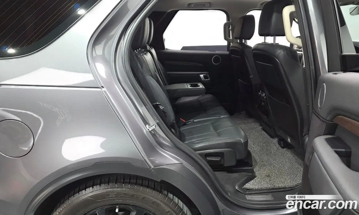 Land Rover Discovery 2018 3.0 автомат (гидро), фото 12