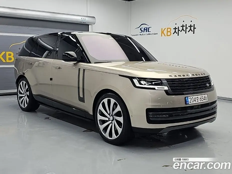 Land Rover Range Rover 2023 4.4 автомат (гидро), фото 4