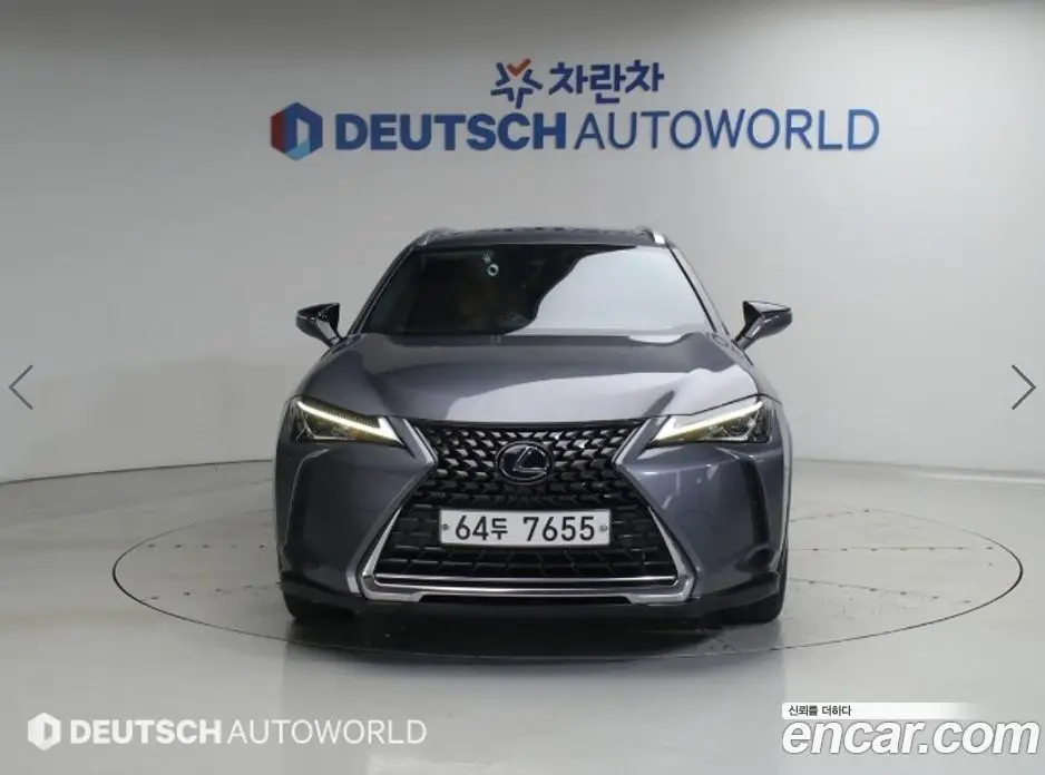 Lexus UX 2019 2.0 автомат (гидро), фото 3