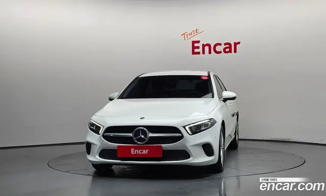 Mercedes-Benz A-Class 2020 2.0 автомат (гидро), миниатюра 3 Mercedes-Benz A-Class 2020 2.0 автомат (гидро), миниатюра 3
