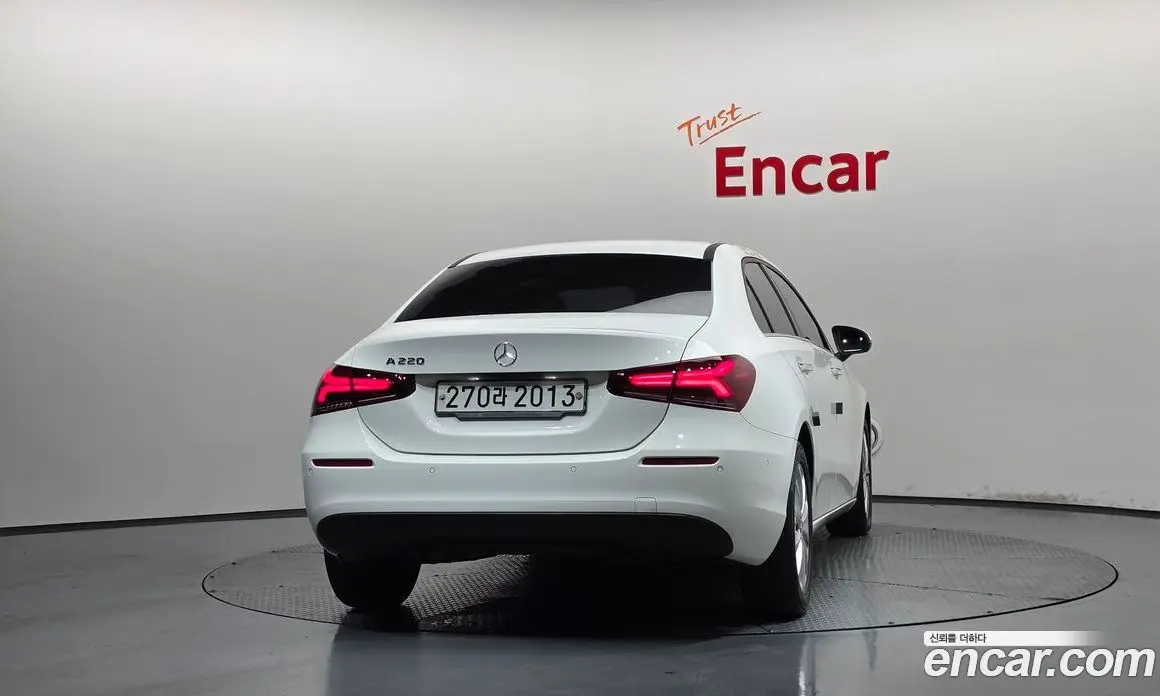 Mercedes-Benz A-Class 2020 2.0 автомат (гидро), фото 4 Mercedes-Benz A-Class 2020 2.0 автомат (гидро), фото 4