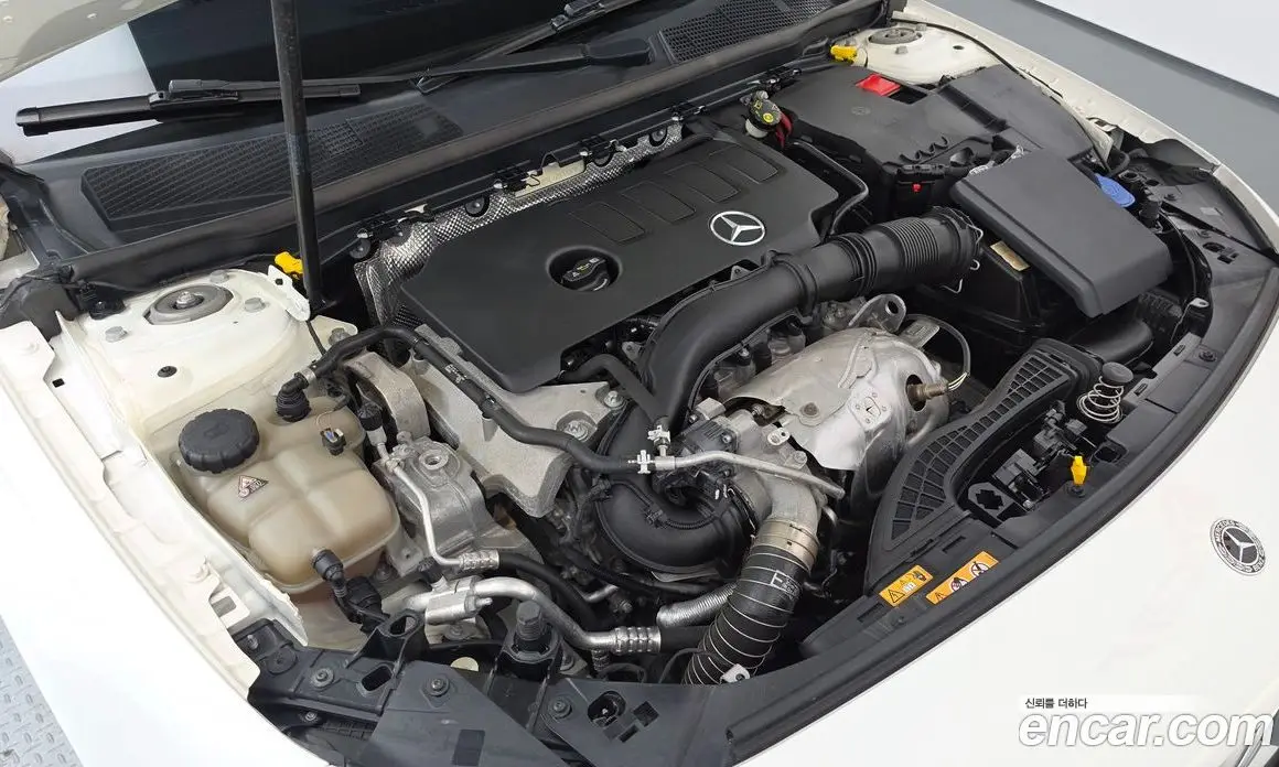 Mercedes-Benz A-Class 2020 2.0 автомат (гидро), фото 6 Mercedes-Benz A-Class 2020 2.0 автомат (гидро), фото 6