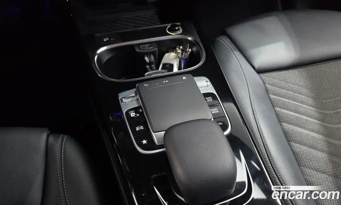 Mercedes-Benz A-Class 2020 2.0 автомат (гидро), фото 9 Mercedes-Benz A-Class 2020 2.0 автомат (гидро), фото 9